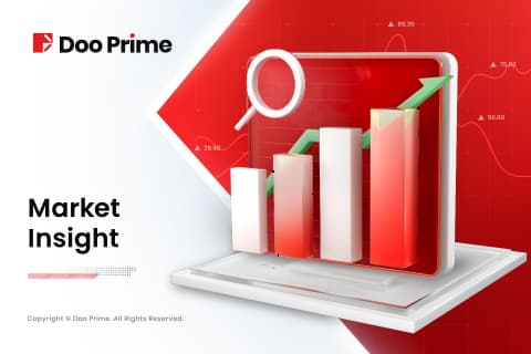 Gold Dips as Dollar Strengthens; Oil Hits 2-Week High